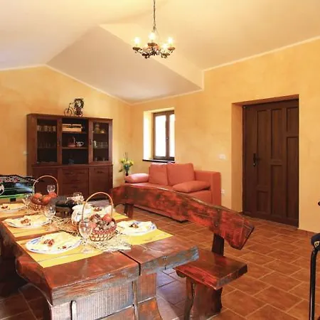 Gorgeous In Labin With Kitchen