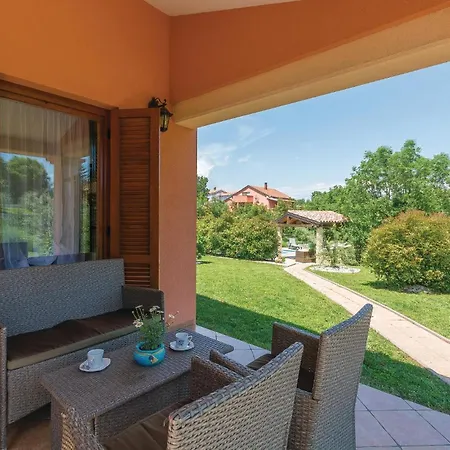 Casa vacanze Gorgeous In Labin With Kitchen Raša